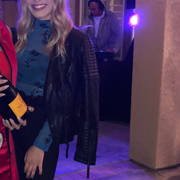 Blue turtleneck bodysuit with black flowers - Picture 2 of 2